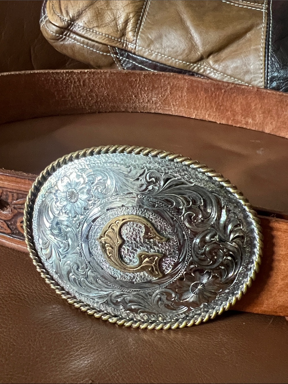 Montana Silversmiths Silver Initial G Western Belt Buckle /Tooled Leather Strap